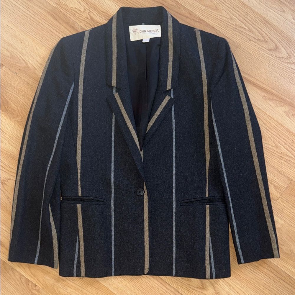 Vintage John Meyer Black Gray Striped Blazer Wool 1970s Size 6